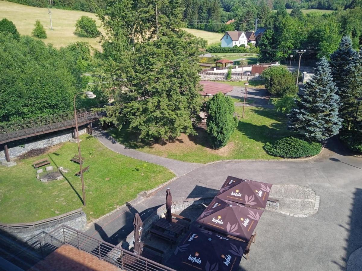 Hotel Forestyma Hodonin Luaran gambar